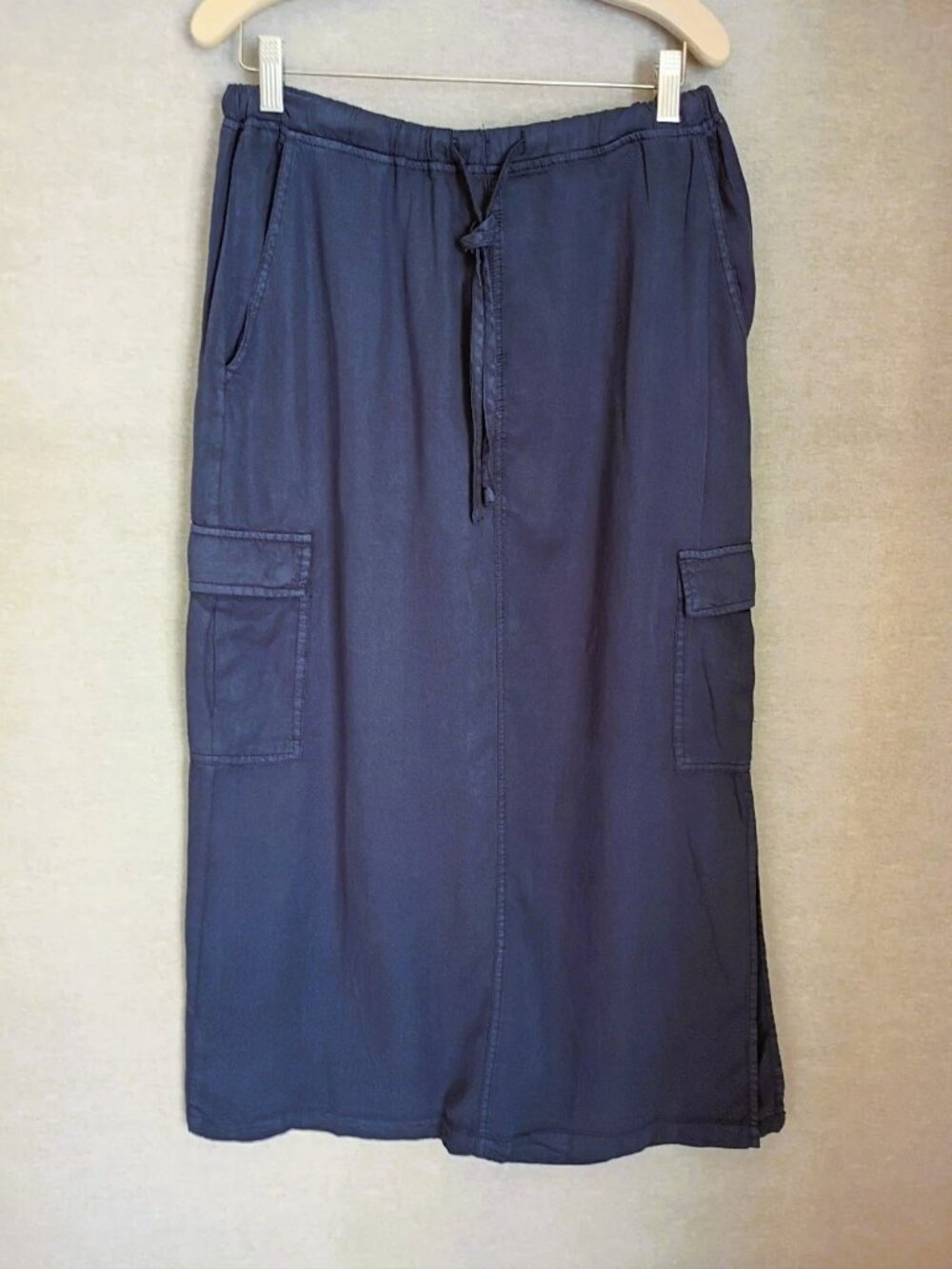 Paparazzi Indigo Tencel Cargo Skirt NWT Size Medium